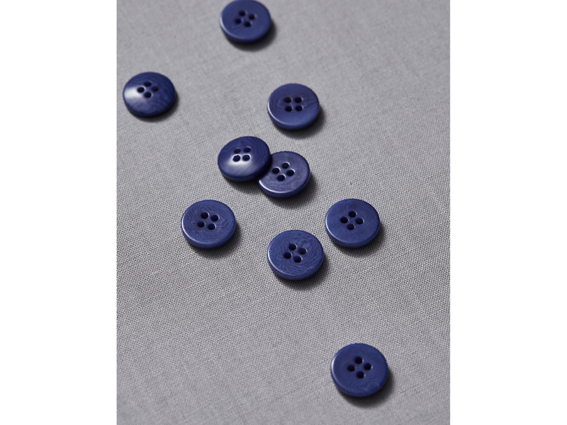 Meet Milk Plain Corozo Button "Lapis", 11mm