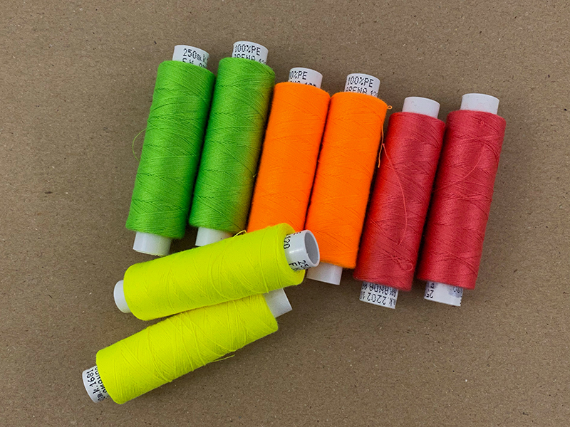 Neon Nähgarn Universal