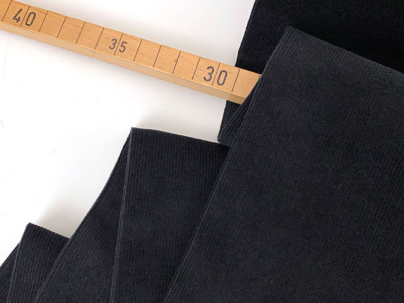 Feincord Washed Stretch, Schwarz