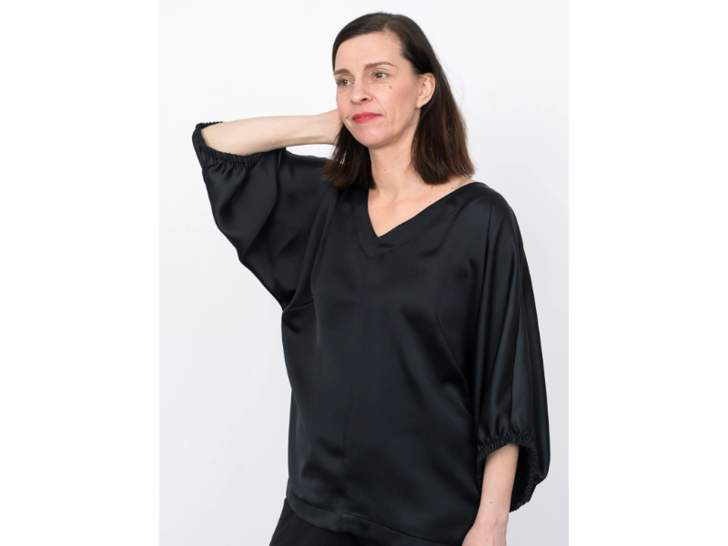 Assembly Line, V-Neck Cuff Top, Gr. XL-3XL