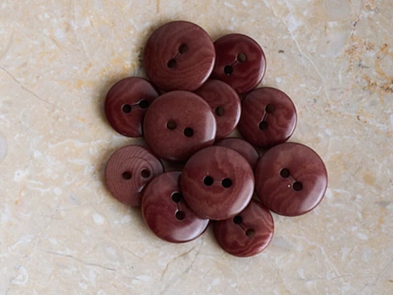 Atelier Brunette Knopf "Viny Crispy Brownie", 12mm