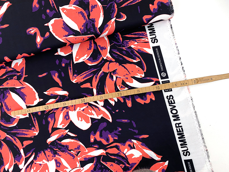 Distorted Blooms by Thorsten Berger, Peach Black, Viskose