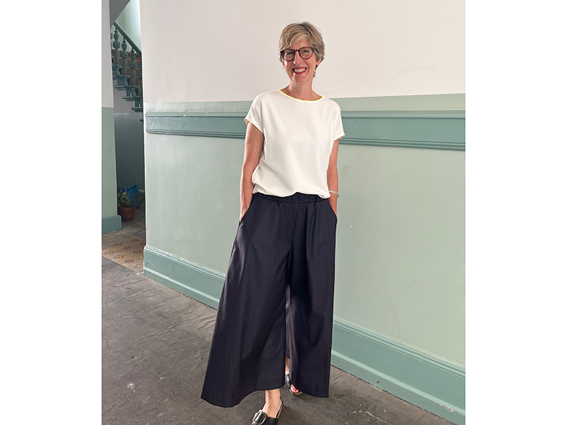 Designerleftover feine Sommerwolle, Grau Nadelstreif – Bild 3