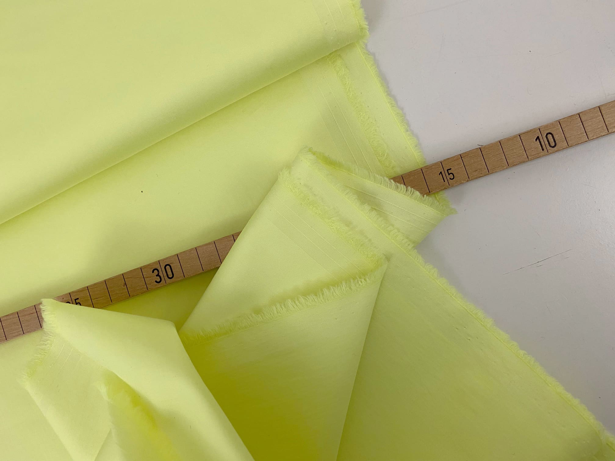 Designerleftover feine Popeline, Zitronenfaltergelb