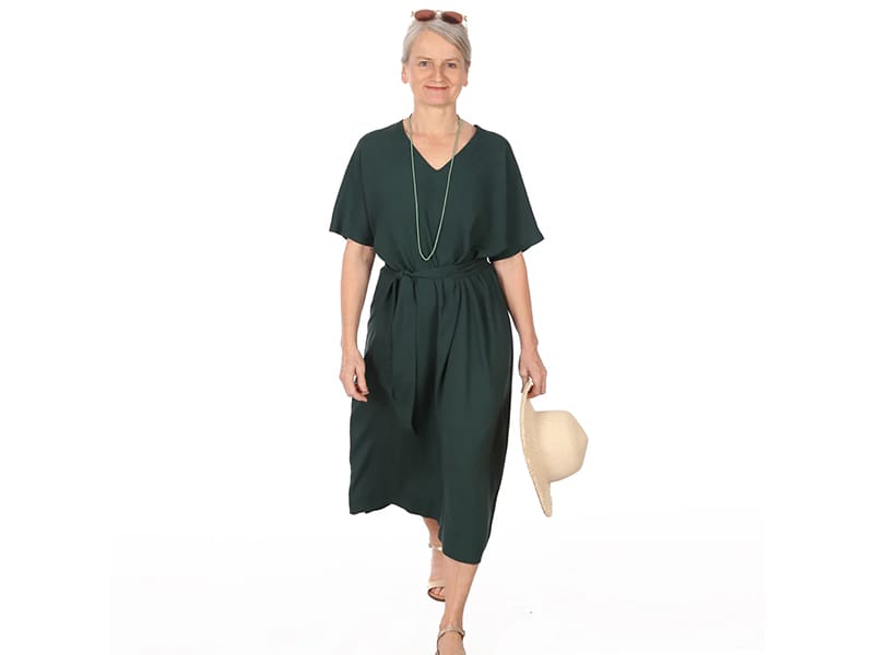 Schnittmuster Frau Iva, Kleid mit V-Ausschnitt studioschnittreif