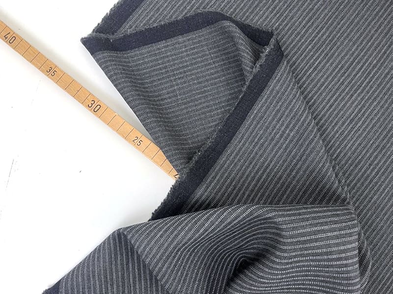 Designerleftover feine Sommerwolle, Grau Nadelstreif